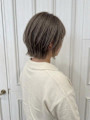 透け感グレージュ×丸みショートボブ