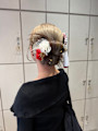 前撮りヘアに◎カチモリ風アップスタイル！/吉川沙知