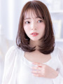 ツヤ感ダークアッシュバタフライレイヤーカットハッシュカットb