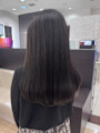 毛先までまとまる艶ストレート
