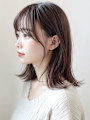 流し前髪ヘーゼルグレージュ透け感セミディp2　くびれレイヤー