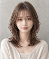 外国人風シースルーバング×ミディアムレイヤー