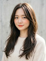 あざと可愛いを卒業。大人っぽヘルシーな抜け感ロング