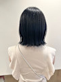 透明感たっぷり♪ブルーブラックボブ