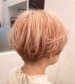 ミルクティーベージュのふんわりショート