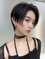 大人の魅力を引き出す上品シルエット