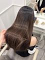 縮毛矯正でツヤツヤ真っ直ぐなヘアに＊まゆ