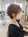 今から始める白髪ぼかしハイライトのくびれショート