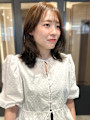 オリーブベージュ 薄めバング くびれヘア レイヤーカット
