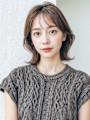 暗髪艶カラー◎韓国風くびれショートで透明感大人ヘアp1