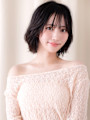 黒髪シースルーバングハッシュカットひし形レイヤーボブ20代
