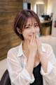 前から見ても大人可愛いくびれショート