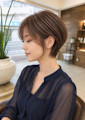 横顔が綺麗に見える大人くびれショート