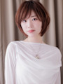 斜めバング大人美人小顔ウルフショートレイヤーボブ20代30代