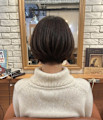 上品な丸みが引き立つショートボブ【497スタイル】