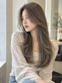 透明感と大人かわいいを叶えるオリーブグレージュ