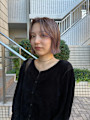 ラベージュ ブリーチカラー 切りっぱなしボブ ベージュ　