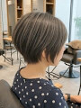 ショートボブ×ハイライト