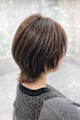 レイヤーショートボブウルフくびれヘア暗髪似合わせ秋カラー