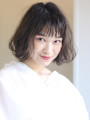 大人可愛い20代30代似合わせカットイメチェン流しバング