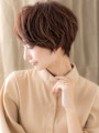 ミルクベージュ小顔丸み抜け感ナチュラルショート30代40代