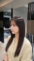 黒髪ロング顔まわりレイヤーナチュラル上品ヘアスタイル