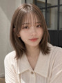 グレージュロングヘアブリーチなしウルフパーマミディアムヘア◎