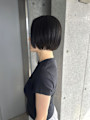 艶感ブラックグレージュ×コンパクトボブ