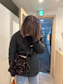 柔らかブラウンとぱっつん前髪の艶ボブ