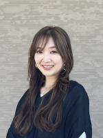 志賀 有紀名(シガ アキナ)