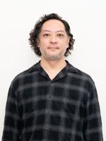 春間慶康(ハルマ　ヨシヤス)
