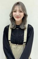 Yamamoto Rika(ヤマ モト)