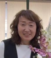 佐藤 八重子(サトウ)
