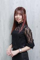 Momo モモ(モ モ)