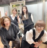 艶髪特化美容師(ヤガミトッカビヨウシ)