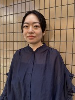 小山 鮎美(オヤマ アユミ)
