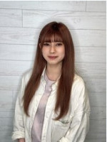 志賀綾菜(シガアヤナ)