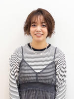 鈴木 絢奈(スズキ アヤナ)