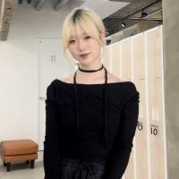 茜璃(アカリ)