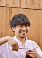 牧野滉平(マキノコウヘイ)