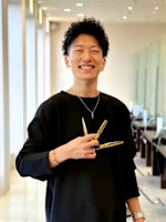 山﨑　涼太(ヤマザキ　リョウタ)
