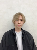 鈴木　隆介(スズキ　リュウスケ)