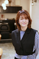 阿部 亜沙子(アベ アサコ)