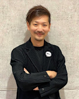 鈴木　秀輔(スズキ　シュウスケ)