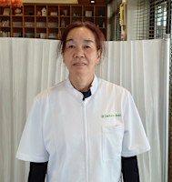 齊藤万里子(サイトウマリコ)