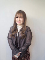 八ヶ代詩織(ヤカシロシオリ)