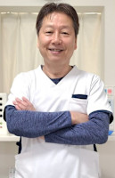 八幡 康忠(ヤワタ ヤスタダ)