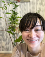 津留見 彩(ツルミ アヤ)
