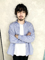 内山 龍介(ウチヤマ リュウスケ)