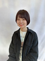 中里　恵梨(ナカサト　エリ)
